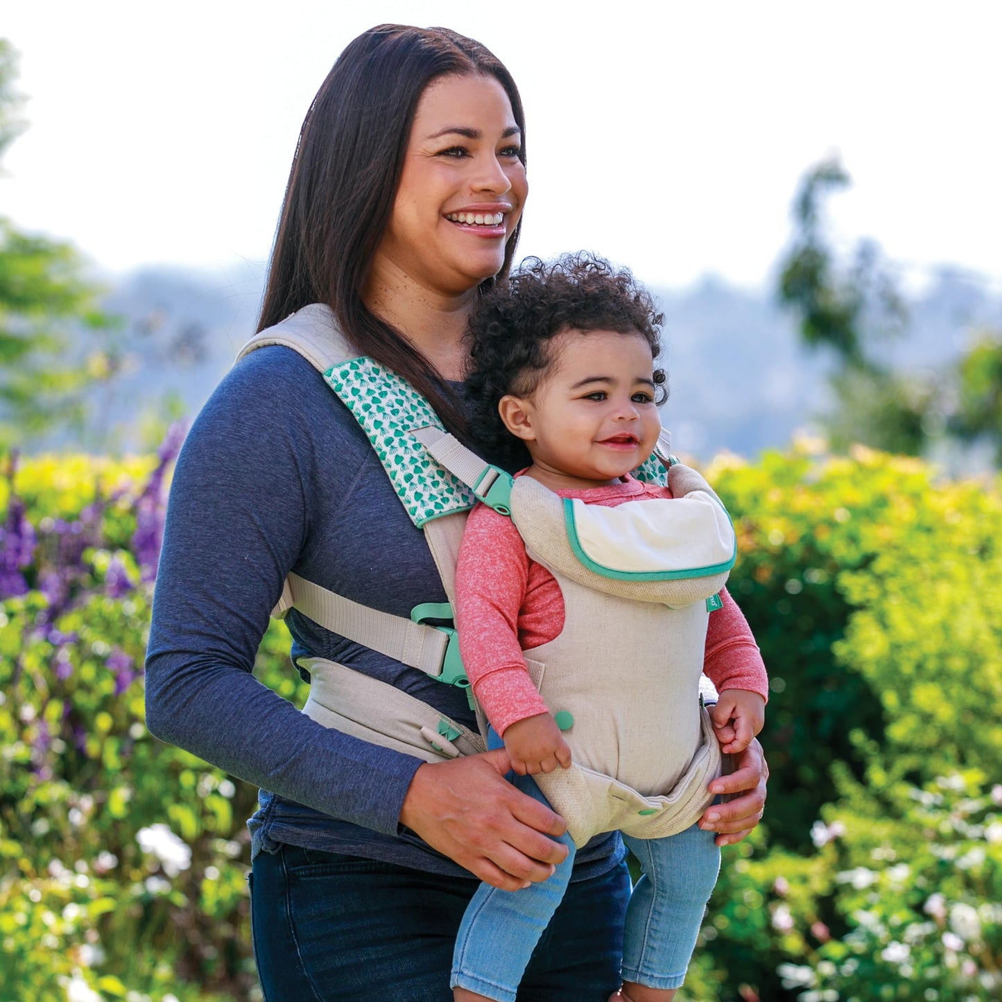 Infantino Flip 4-in-1 Nature & Nurture ergonoomiline kandekott, beež