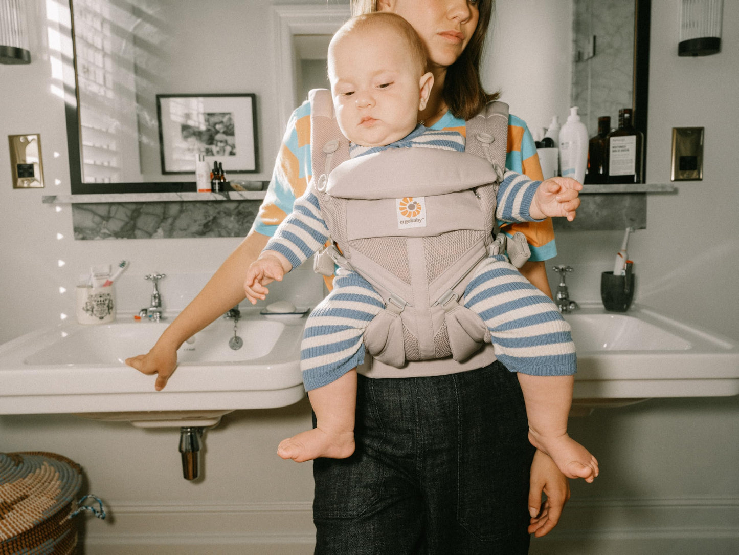 Ergobaby Omni Classic (Omni 360) kandekott, Cool Air Mesh, tumesinine
