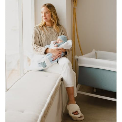 Interbaby beebitekk 80 × 110 cm – puuvill ja pehme borreguillo, münt