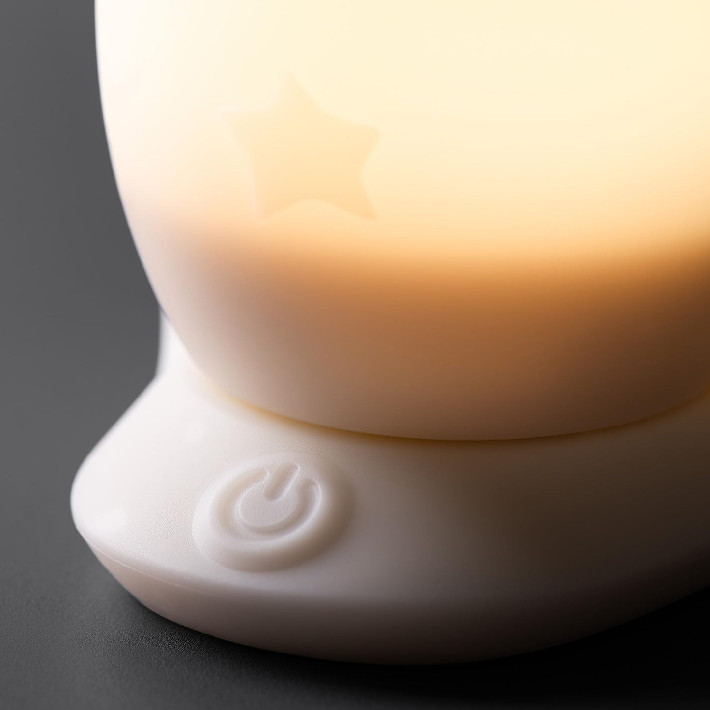 Tommee Tippee 2-in-1 kaasaskantav pingviini öölamp lastetuppa