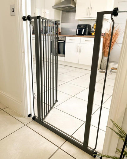 Safetots turvavärav lastele ja lemmikloomadele, 68,5–75 cm, hall (Slate grey), 104 cm kõrge, mudel 11030