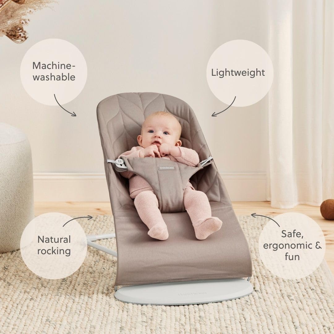 BabyBjörn Bliss -vauvakeinu, tikattu kudottu kangas (Woven Petal Quilt), hiekanharmaa (Sand Grey), 0–2 vuotta
