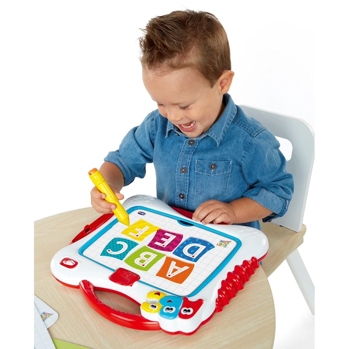 Chicco My First Chalkboard - tahvel LCD-ekraaniga (2–6 a)