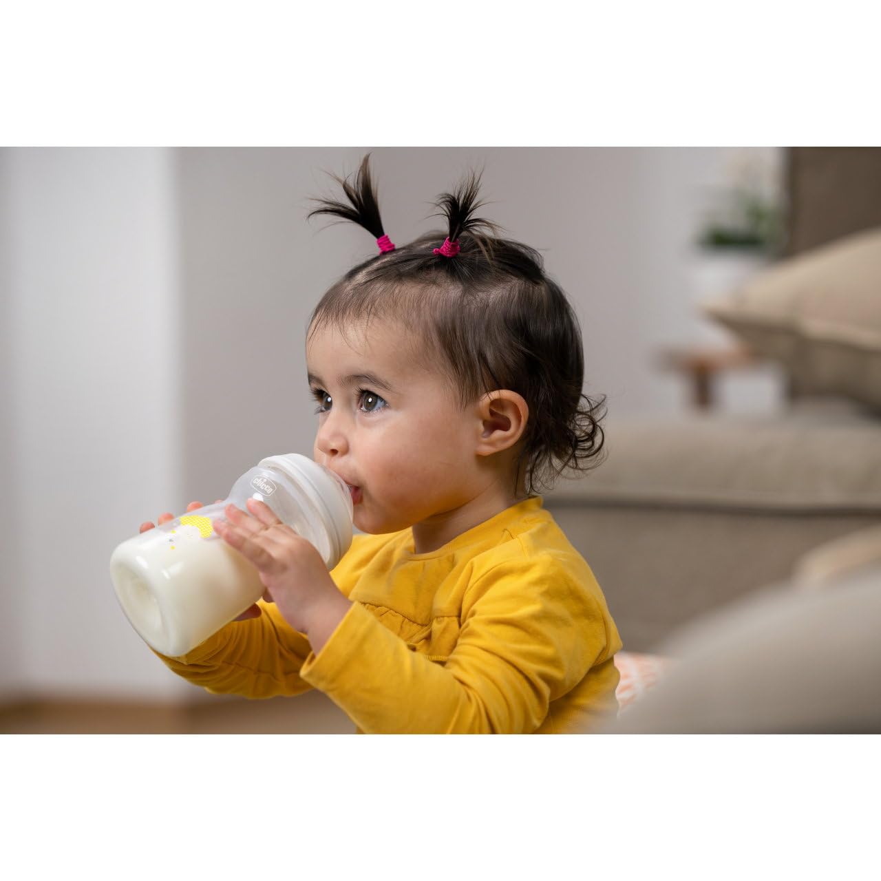 Chicco Natural Feeling koolikuid vähendav lutipudel 330 ml, 6+ kuud