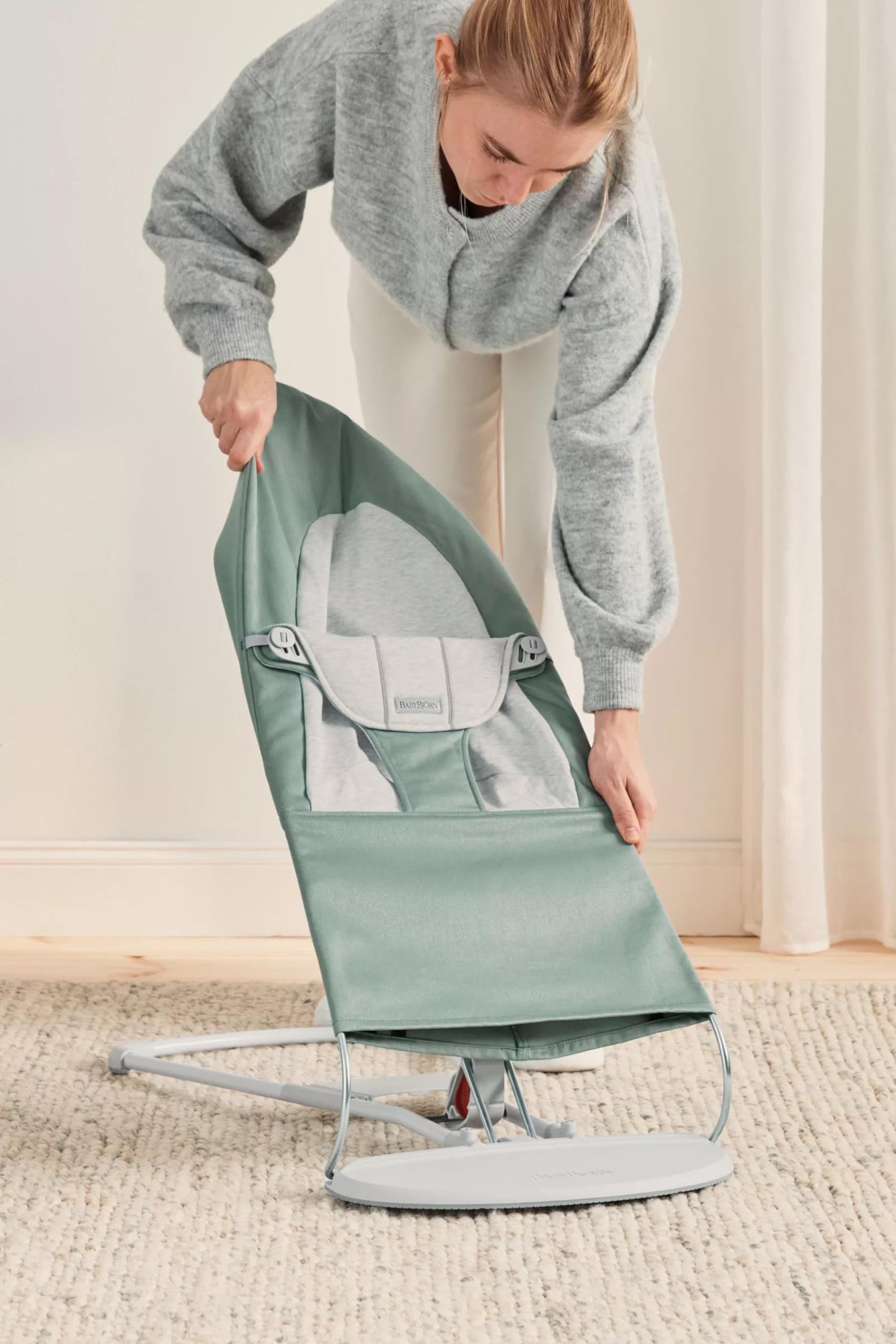 BabyBjörn Balance Soft beebi lamamistool/bouncer, hallikasroheline/hall