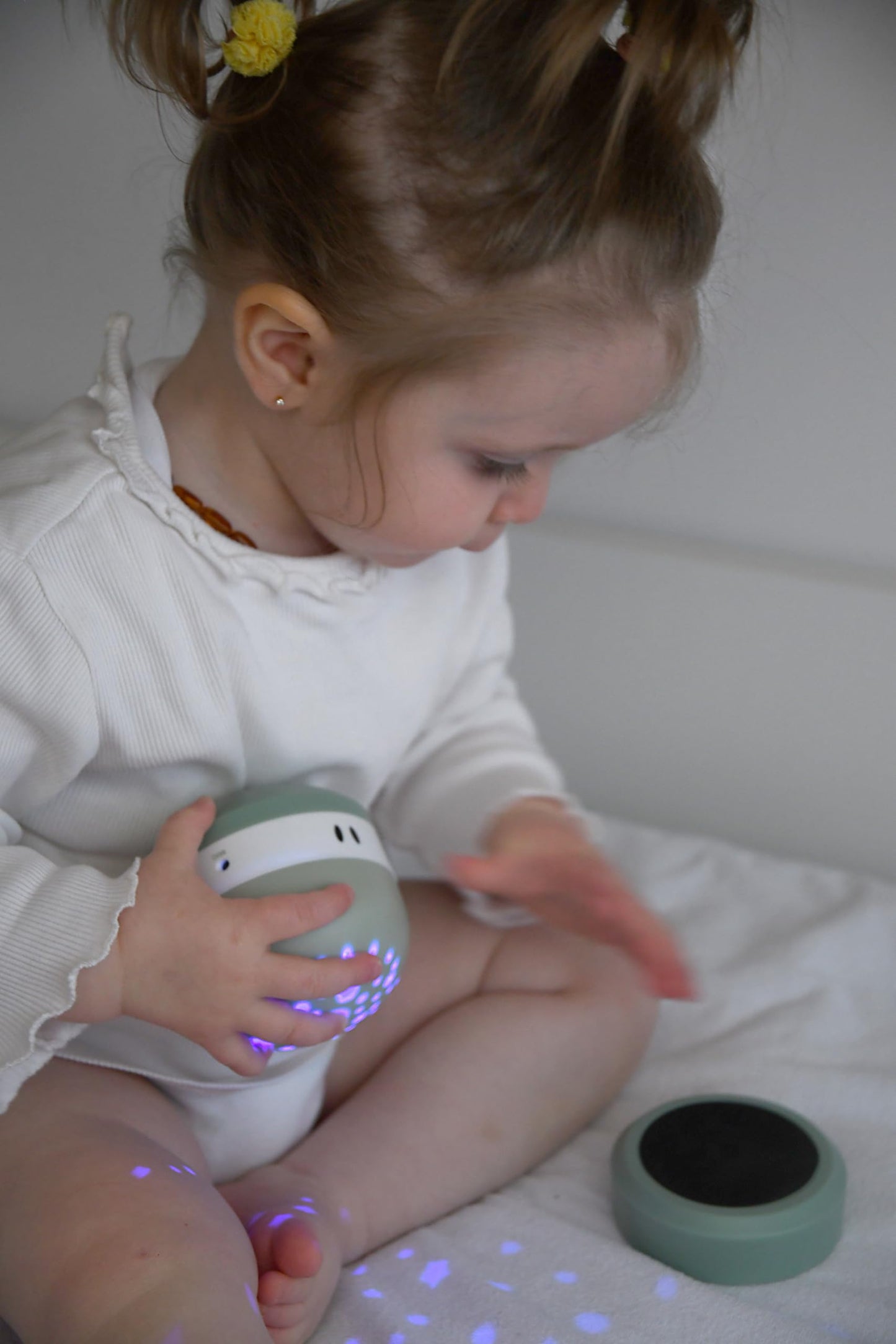 BÉABA Pixie Projector öölamp 3-värvise tähistaeva, 9 heli, nutika unehäire ja USB laadimisega, salveiroheline