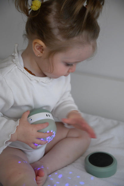 BÉABA Pixie Projector öölamp 3-värvise tähistaeva, 9 heli, nutika unehäire ja USB laadimisega, salveiroheline
