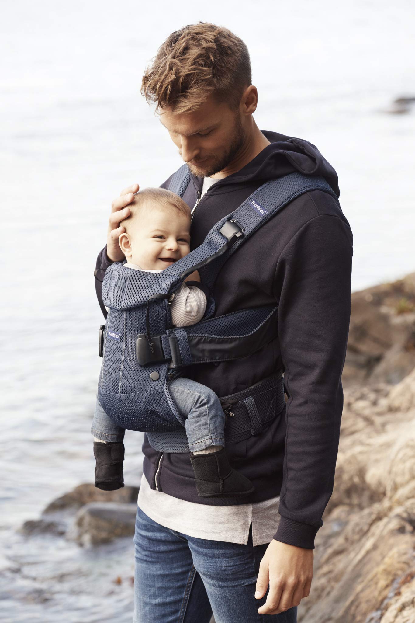 BabyBjörn Baby Carrier One Air kandekott, 3D mesh, tumesinine