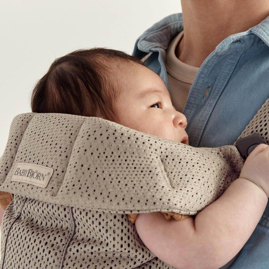 BabyBjörn Baby Carrier Mini kandekott, 3D Mesh, hall-beež