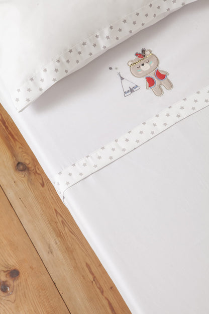 Interbaby Tipi Bear voodipesukomplekt beebivoodile 60 × 120 cm, valge/hall