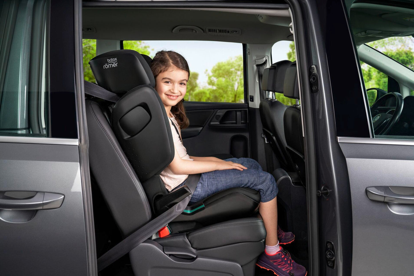 Britax Römer KIDFIX 2 Z-LINE turvatool 100–150 cm (i-Size), Space Black