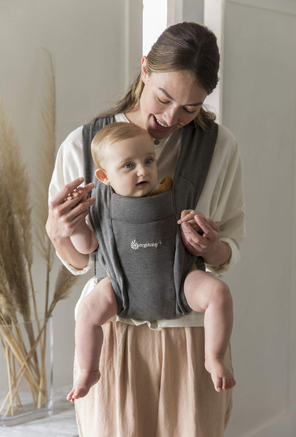 Ergobaby Embrace vastsündinu kandelina, pehme ja ergonoomiline, Heather Grey