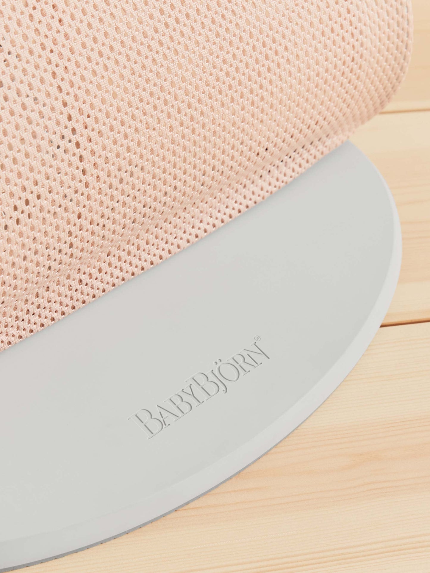 BabyBjörn Balance Soft beebi lamamistool/bouncer, võrk, pärlroosa/valge