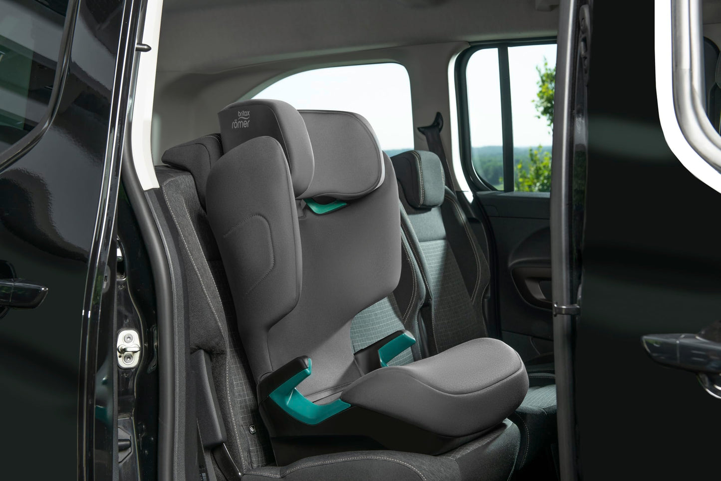 Britax Römer Adventure Plus 2 turvatool, 100–150 cm, Night Blue