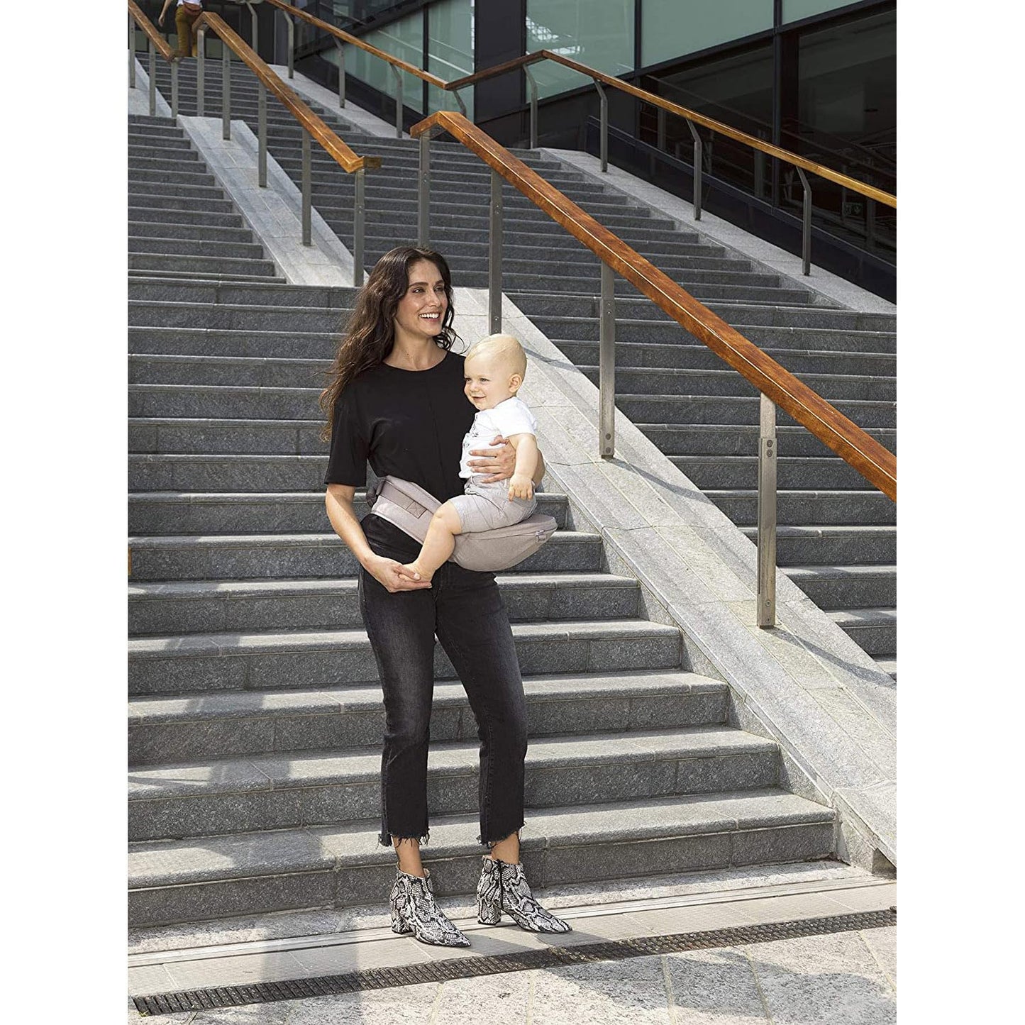 Chicco 3-ühes ergonoomiline kõhukott ja puusalkandmisiste, Denim