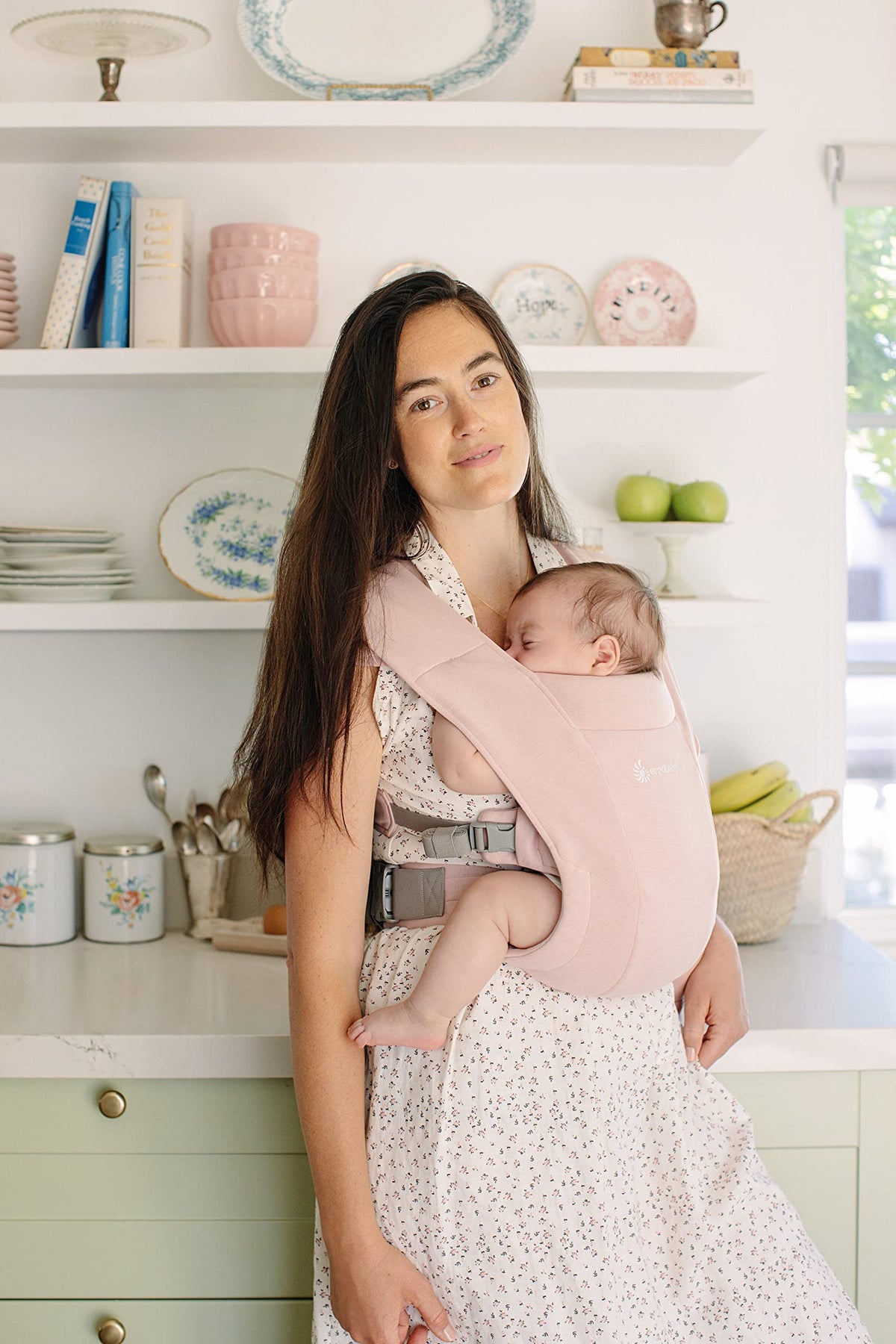 Ergobaby Embrace -kantoreppu vastasyntyneelle 0–12 kuukautta, Blush Pink