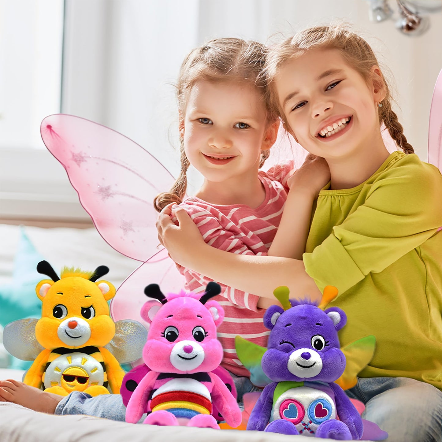 Care Bears kevadteemaline Cheer Bear kaisukaru lepatriinu kostüümis, 23 cm