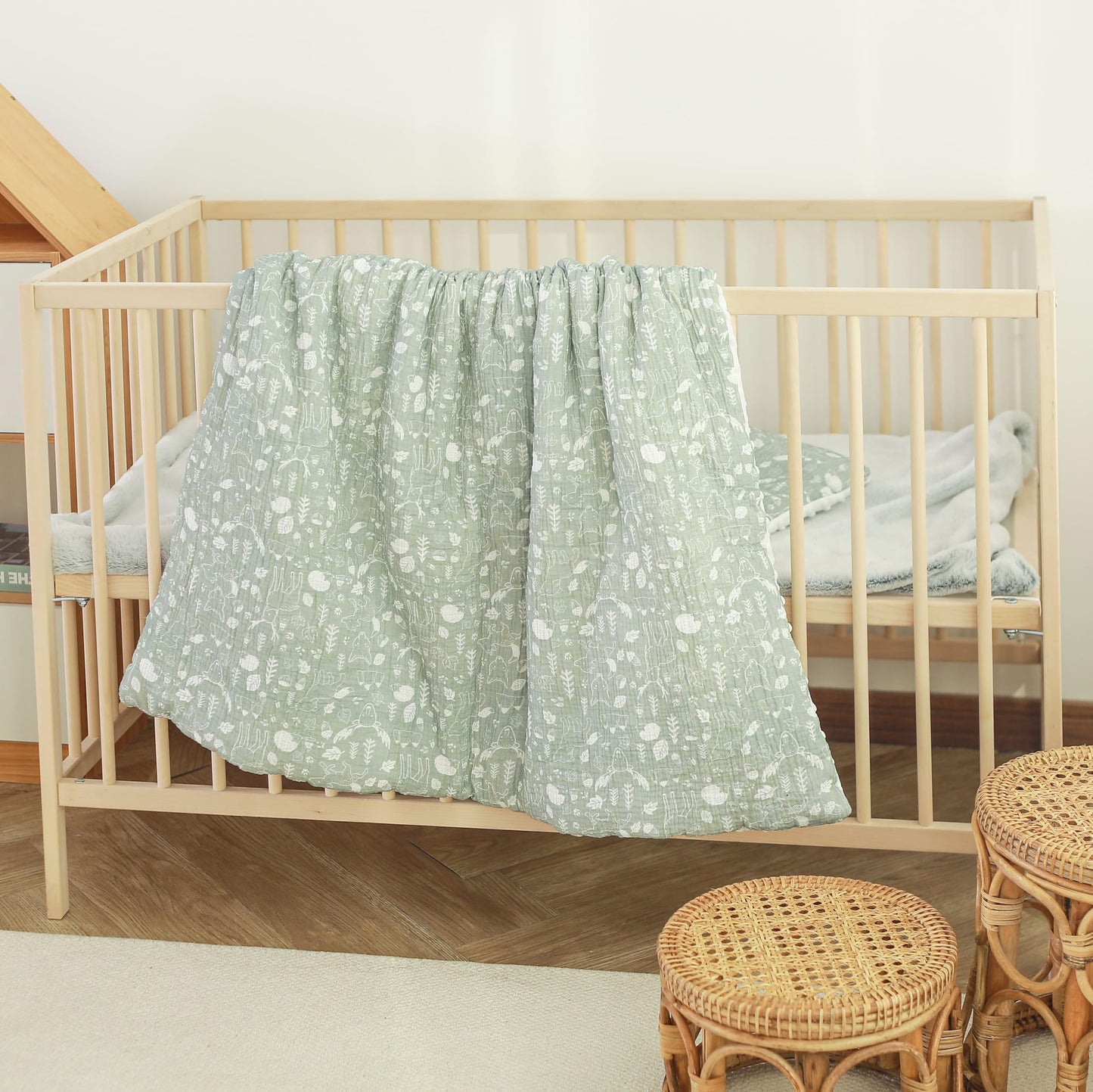 SUPERBE BEBE beebitekk musliinpuuvilla ja minky’ga, 75×100 cm, Woodland Animals